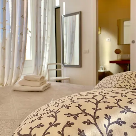 Maria Teresa Apartment